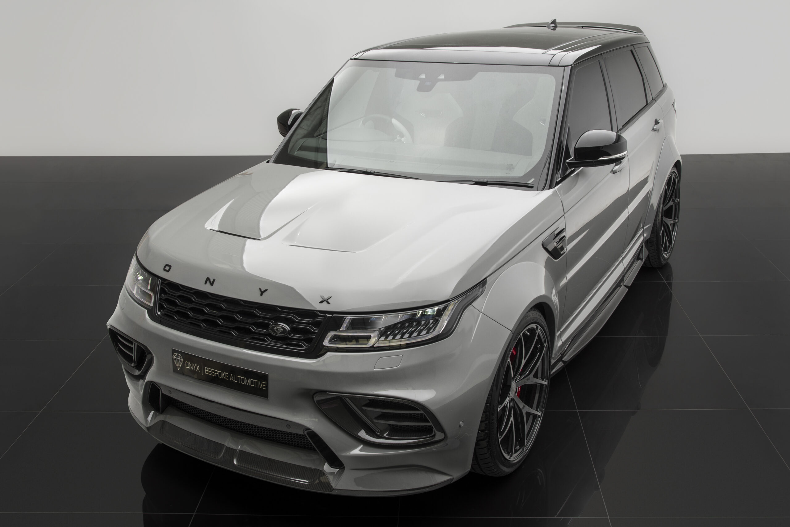 ONYX Range Rover SVR-X for sale in Dubai