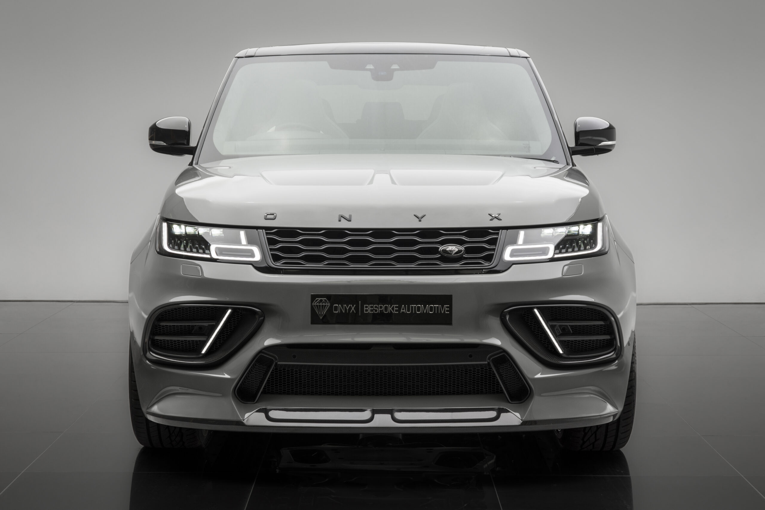 ONYX Range Rover SVR-X for sale in Dubai