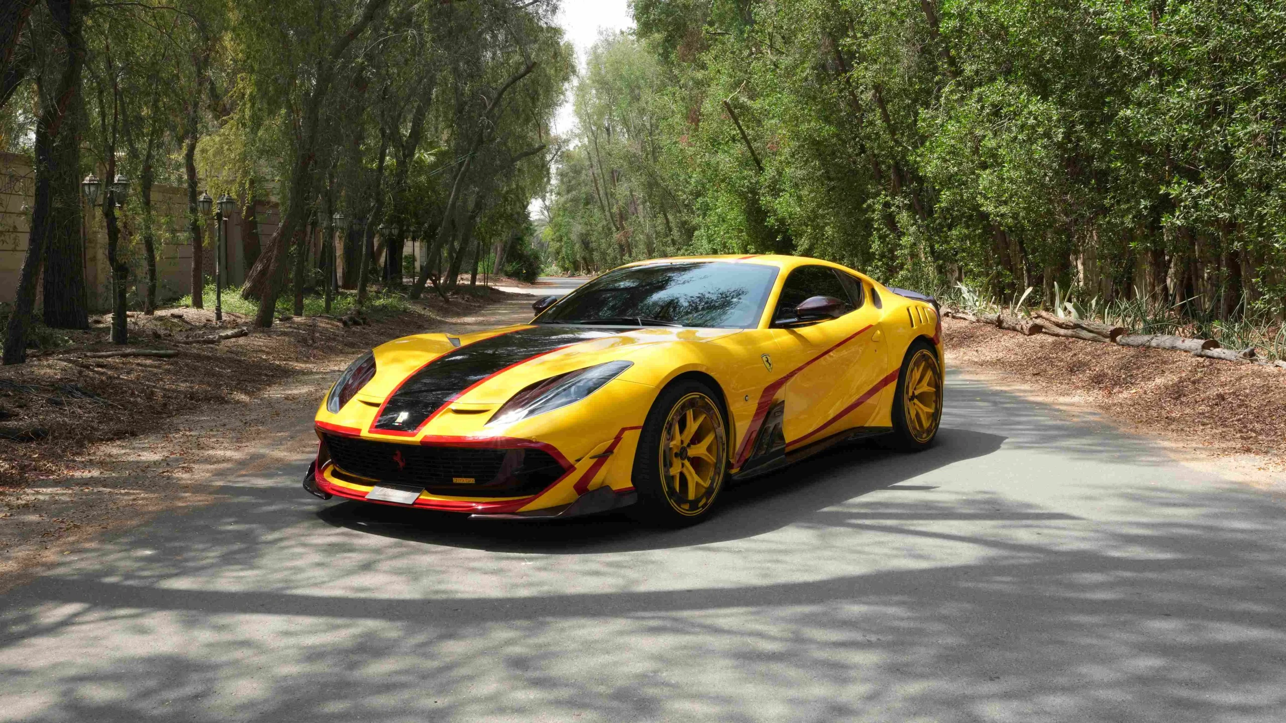 Ferrari 812 Superfast 8XX Limited Edition by Onyx Concept